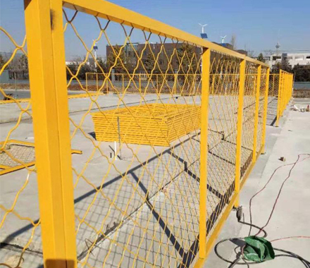 菱形美格网围栏